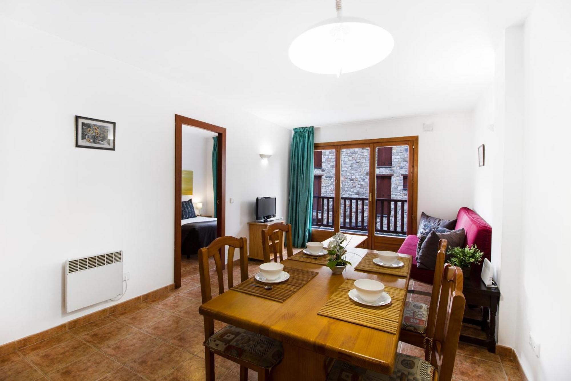 Apartaments Les Terrasses Del Tarter Bagian luar foto