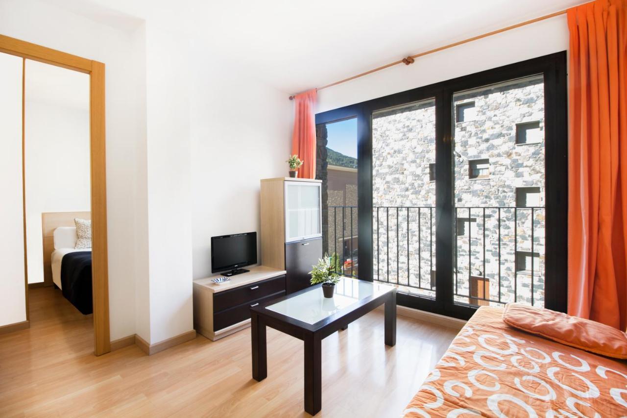 Apartaments Les Terrasses Del Tarter Bagian luar foto