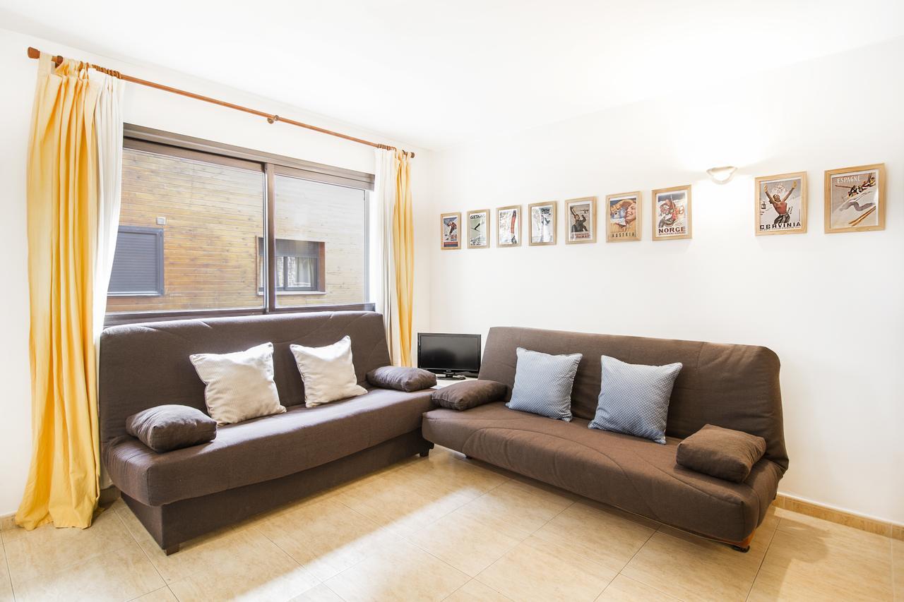 Apartaments Les Terrasses Del Tarter Bagian luar foto
