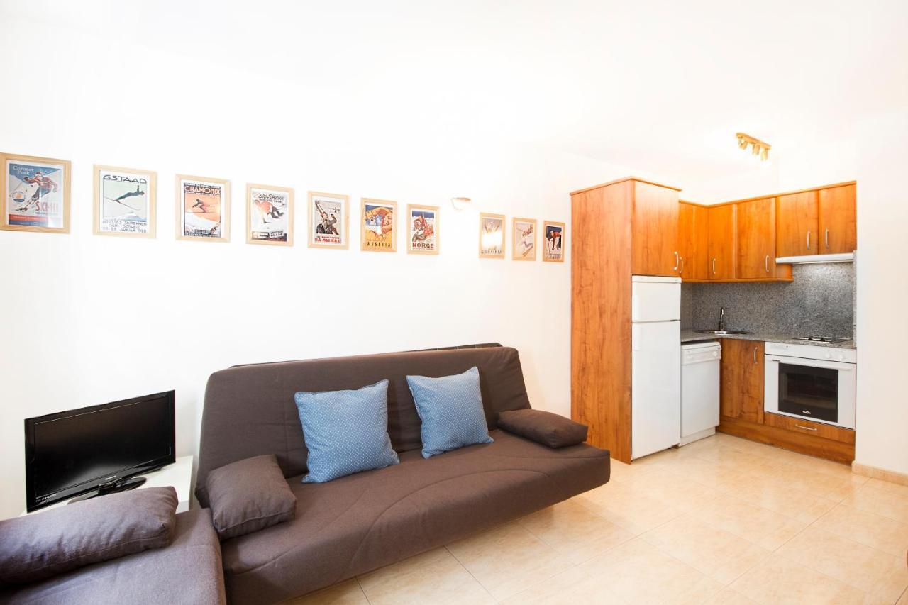 Apartaments Les Terrasses Del Tarter Bagian luar foto