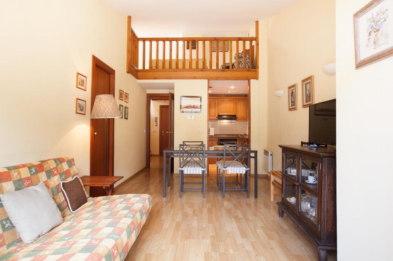 Apartaments Les Terrasses Del Tarter Bagian luar foto