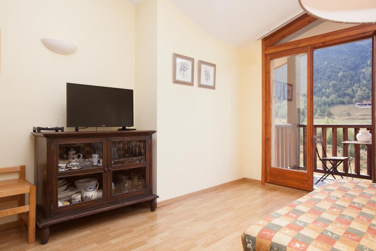 Apartaments Les Terrasses Del Tarter Bagian luar foto